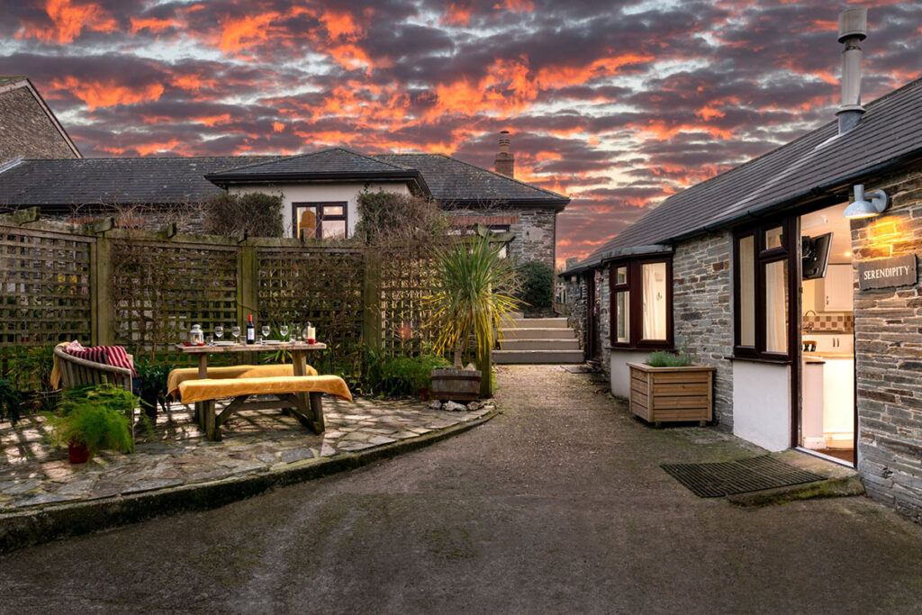 where to stay with toddlers in cornwall